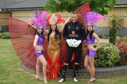 Gomes with the Carnival Girls